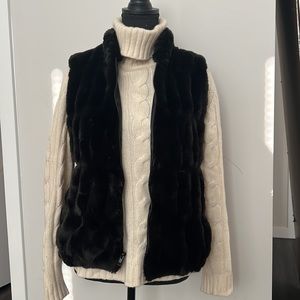Fabulous Furs vest (faux) Donna Salyers